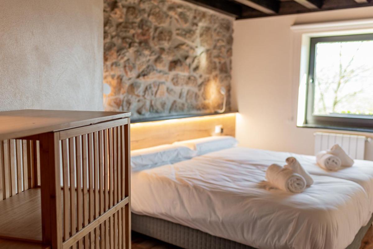 Apartamentos Picabel Onís Eksteriør billede