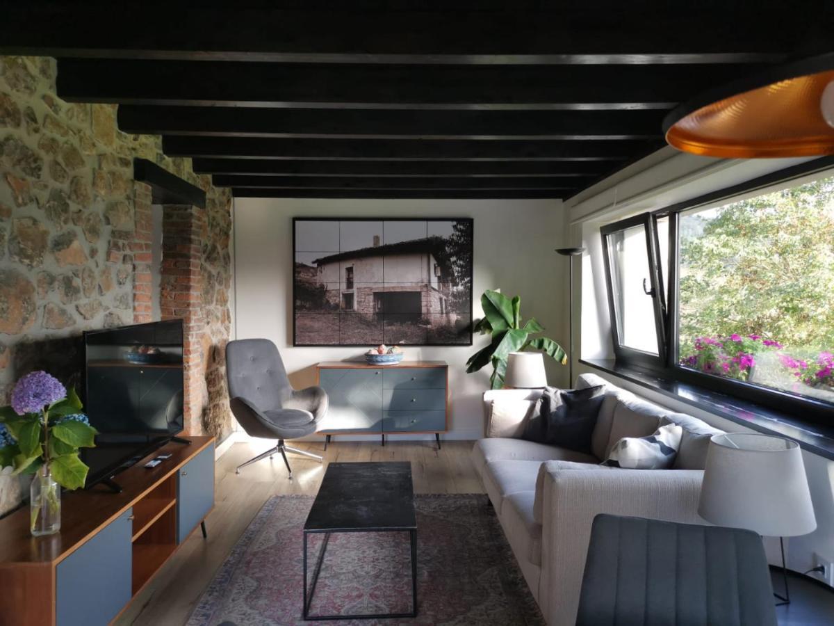 Apartamentos Picabel Onís Eksteriør billede